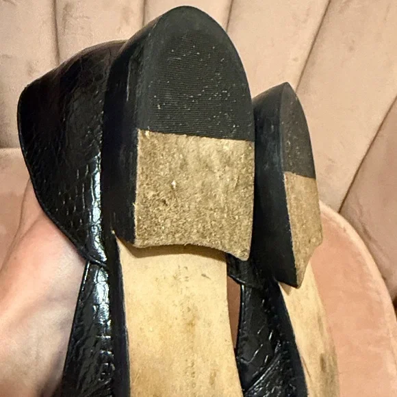 Freda Salvador Tash D’Orsay penny loafer in black embossed croc - Picture 11 of 11